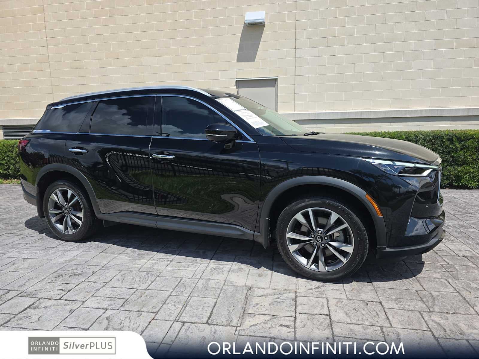 2023 INFINITI QX60