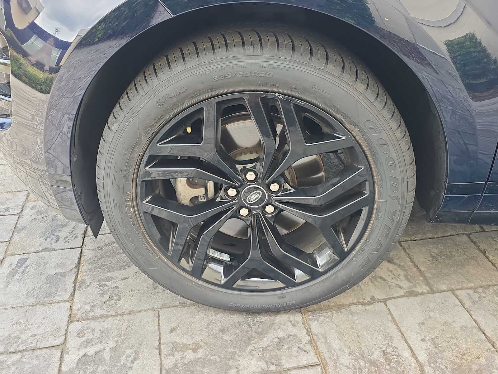 2023 Land Rover Range Rover Evoque — detail view