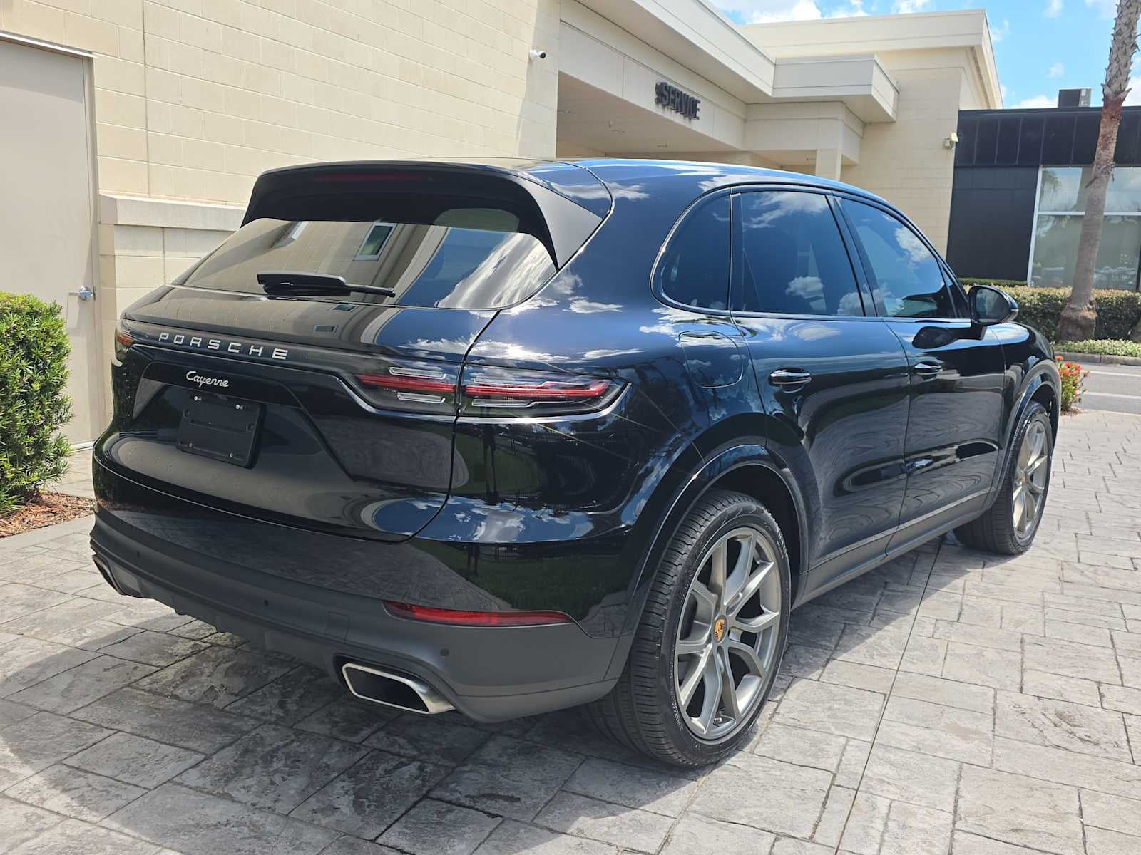 2022 Porsche Cayenne — rear three-quarter view